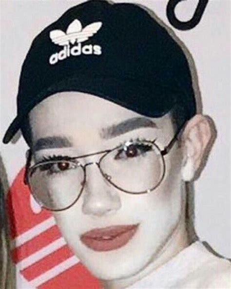 Never thought that in two days i would see James Charles and。